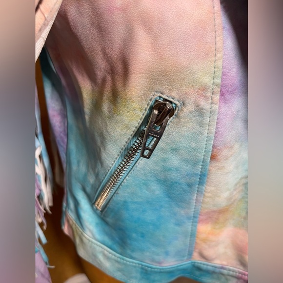 **RARE** Blank NYC Tie Dye Fringe Leather Moto Jacket - Picture 15 of 16